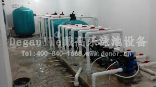 游泳館泳池設備